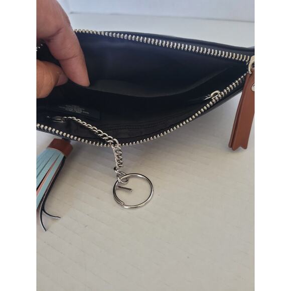 Ladies NAUTICA Black Wristlet With Tassel‎ - Picture 4 of 6